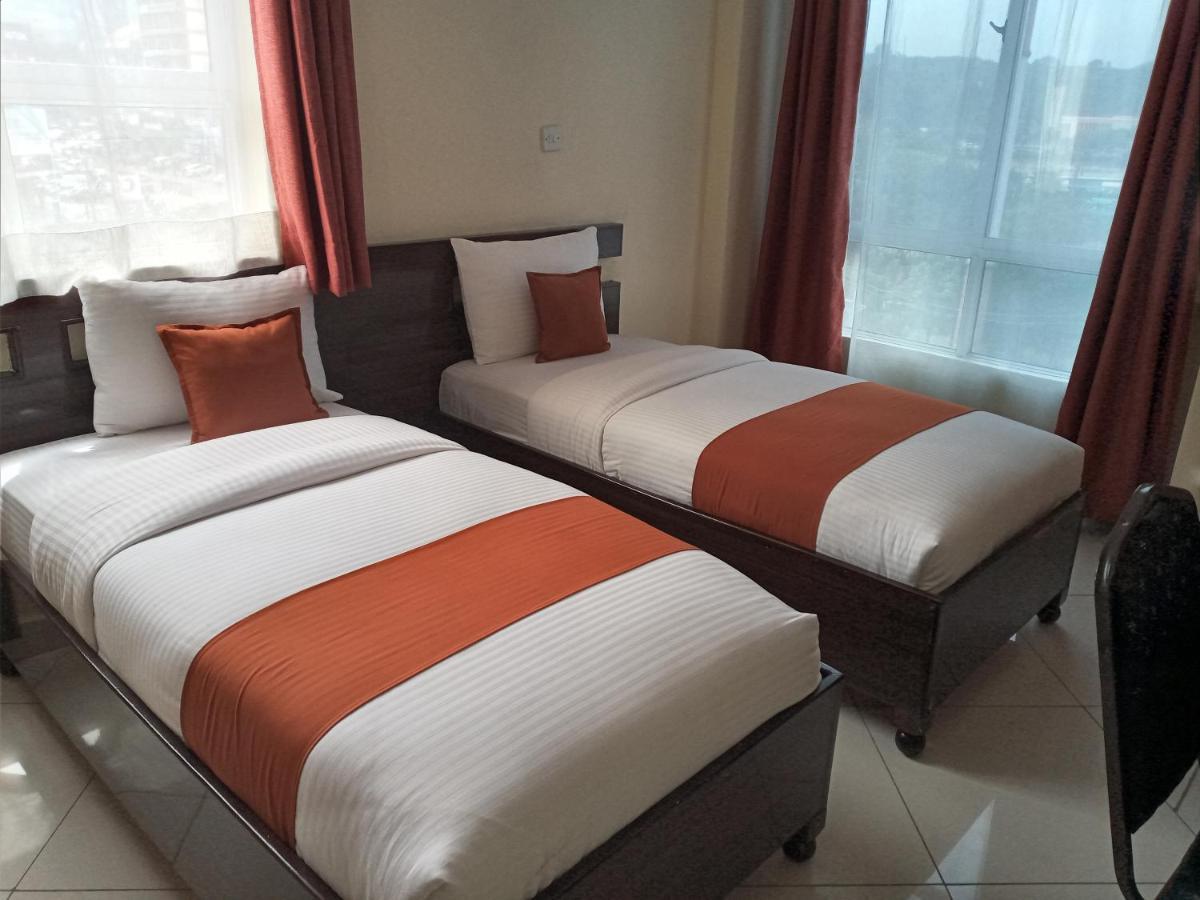 Claire De Lune Moonlight Hotel Nakuru Ngoại thất bức ảnh