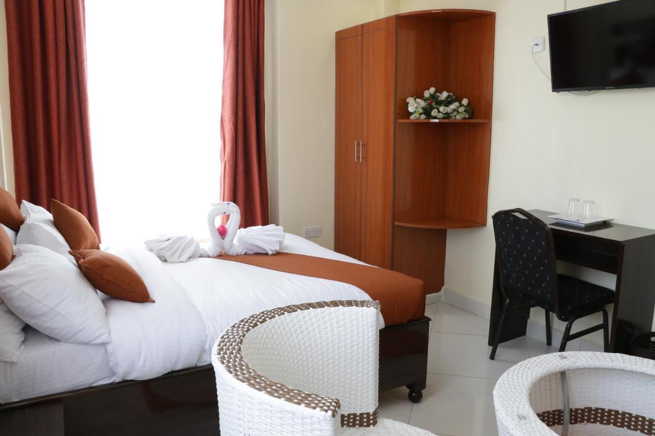 Claire De Lune Moonlight Hotel Nakuru Ngoại thất bức ảnh