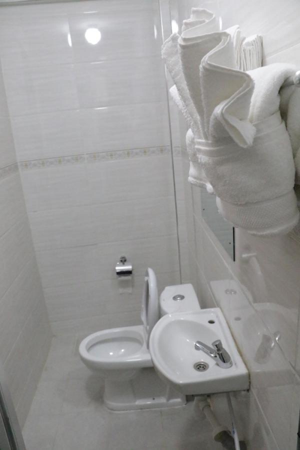 Claire De Lune Moonlight Hotel Nakuru Ngoại thất bức ảnh
