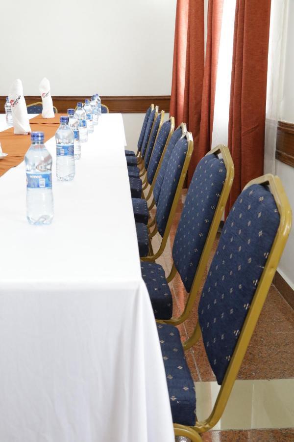 Claire De Lune Moonlight Hotel Nakuru Ngoại thất bức ảnh
