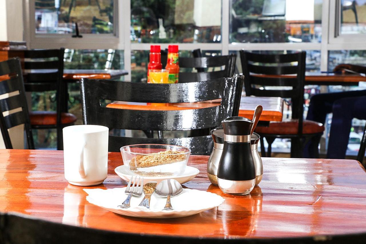 Claire De Lune Moonlight Hotel Nakuru Ngoại thất bức ảnh