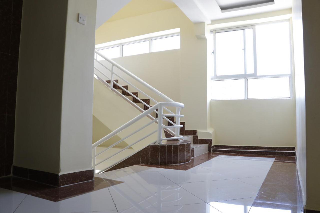 Claire De Lune Moonlight Hotel Nakuru Ngoại thất bức ảnh